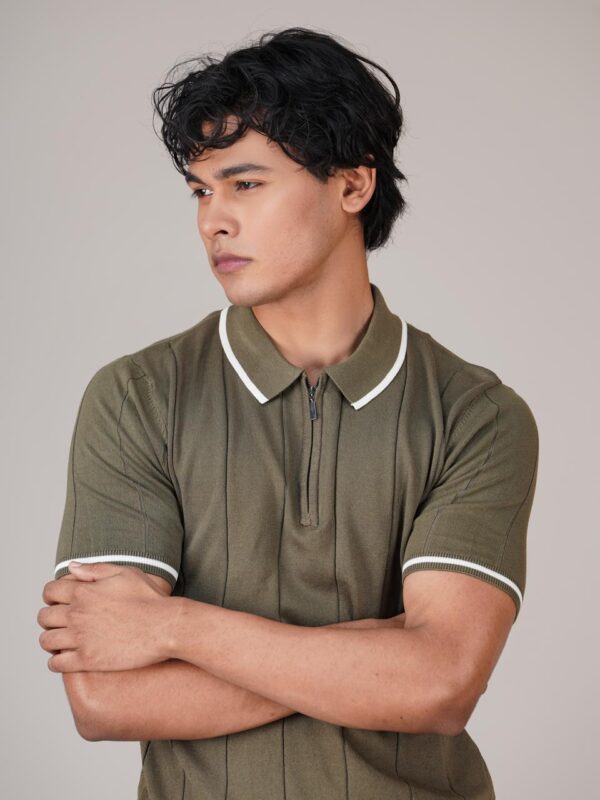 Luxury Knitted Short-sleeve Polo - Image 2